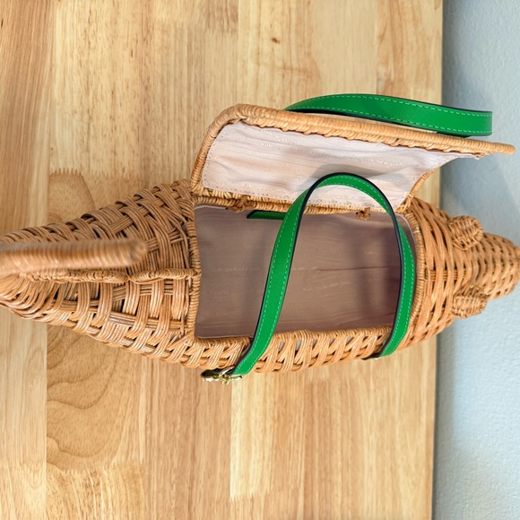 kate spade “Swamped” Wicker 3D Alligator Bag - Picture 6 of 10